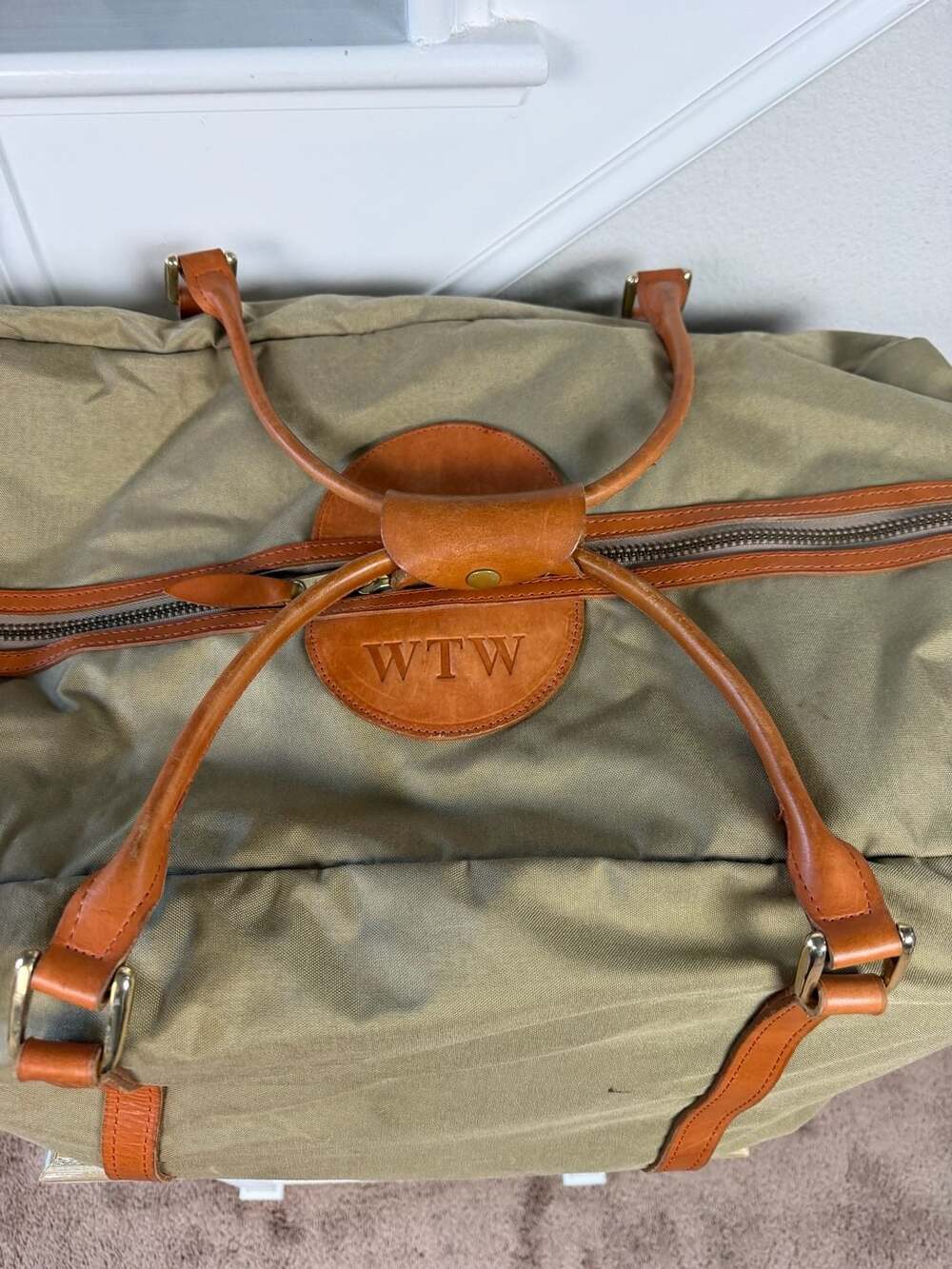 WTW Traveler Duffle Bag Leather-Trim Canvas Tan Weekender Bag - Picture 8 of 8